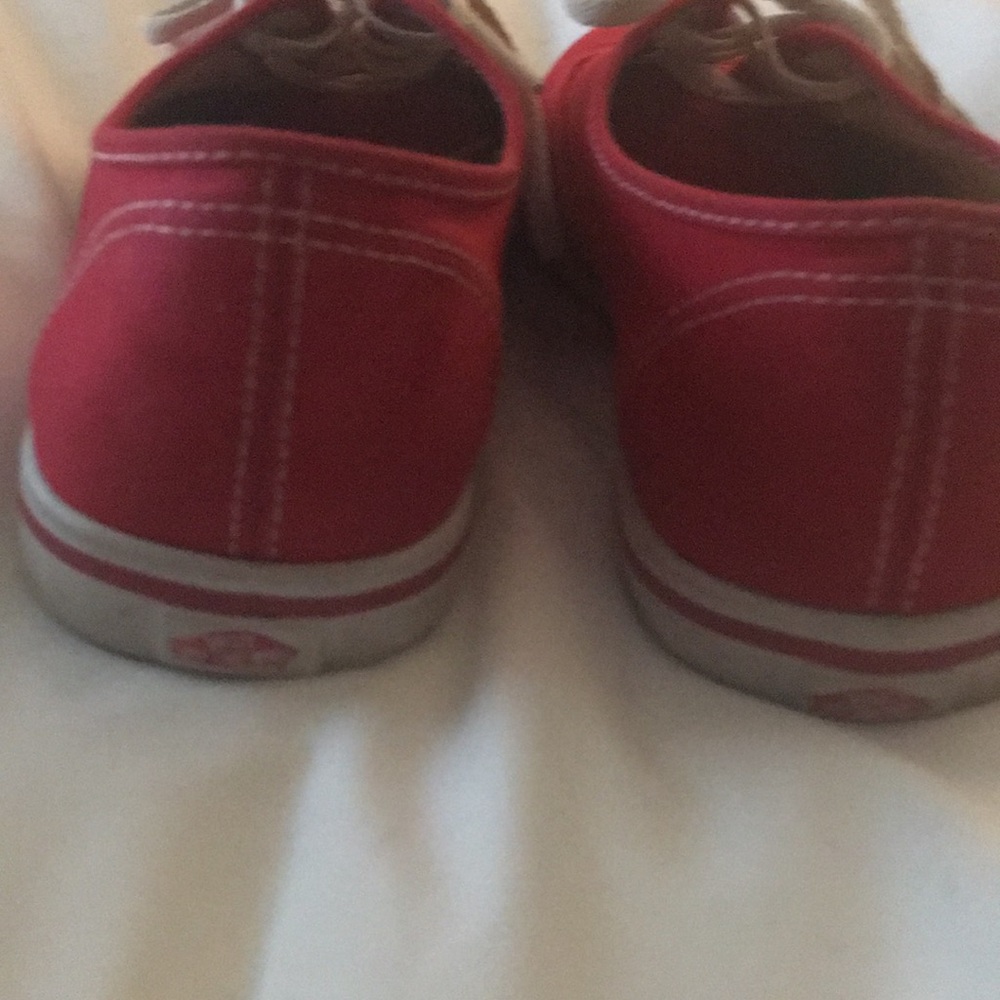 Vans - Picture 4 of 4